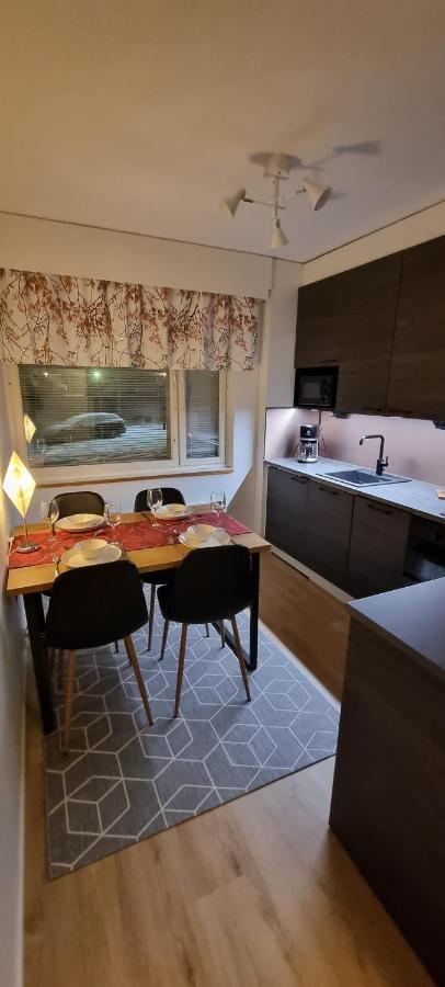 Apartment For Four At The City Center Rovaniemi Exterior photo